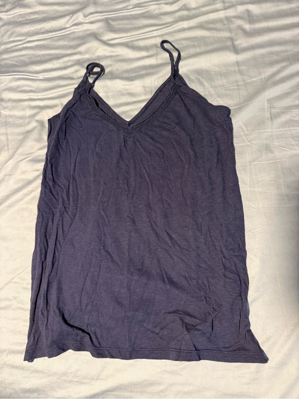 Old Navy Navy V-Neck Spaghetti Strap Camisole